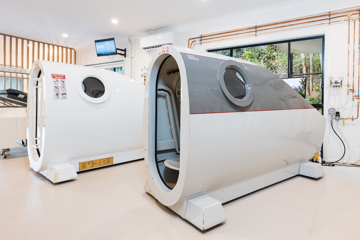 Home or office hyperbaric chamber